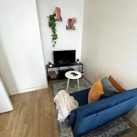 Modern For 3, Porte De Paris Nord, Metro 7 Daire Aubervilliers